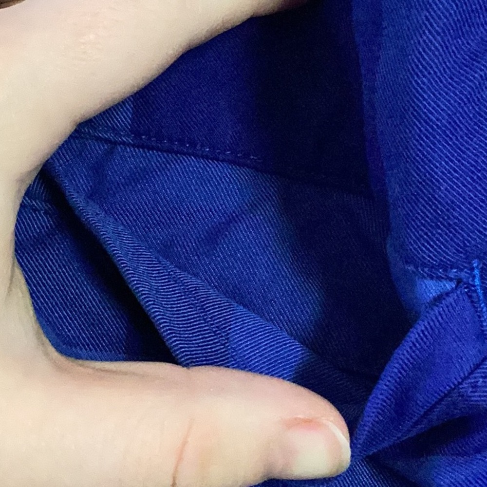 Under Armor Blue Shorts. - Picture 4 of 10